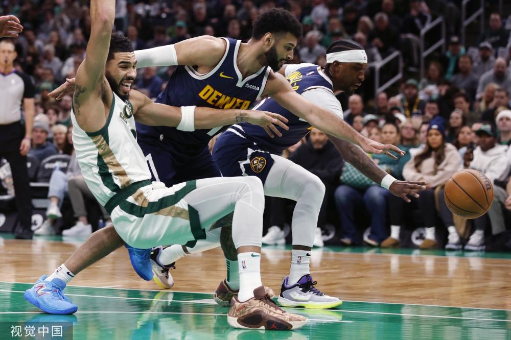 员的表现进 员的表现进